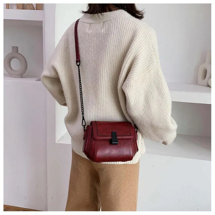 Chain Crossbody Bag