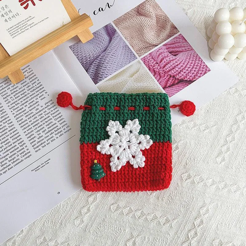 Christmas Hand-Crocheted Apple Bag Snowflake Gift Bag Drawstring Coin Purse Satchel