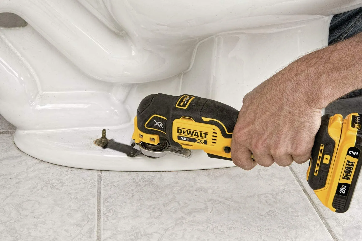 DEWALT 20V MAX* XR® Brushless Cordless 3-Speed Oscillating Multi-Tool Kit [DCS356D1]