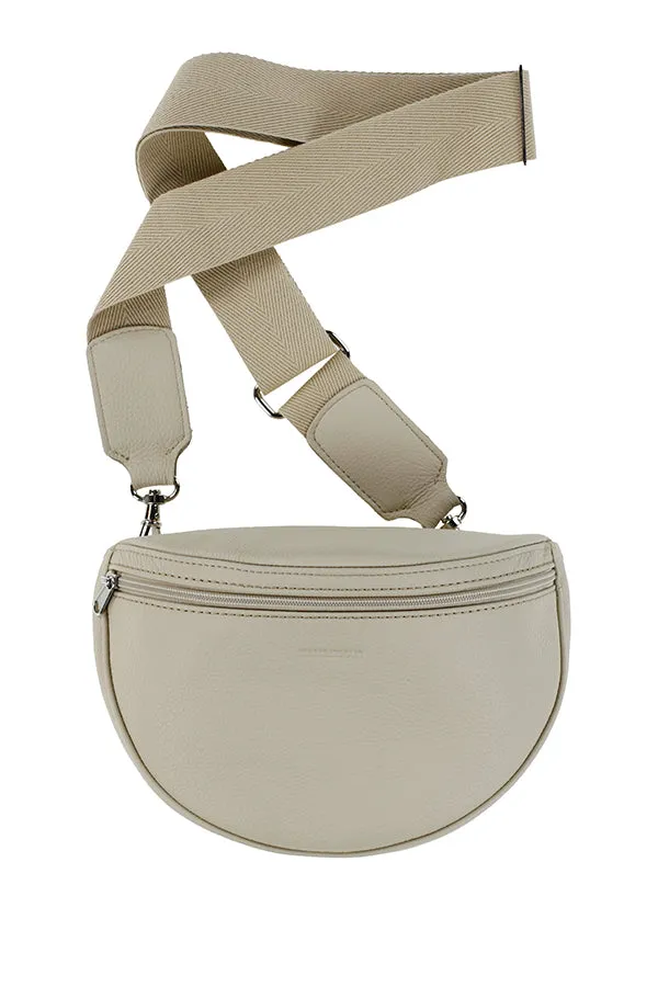 Fendari Waist Bag Beige