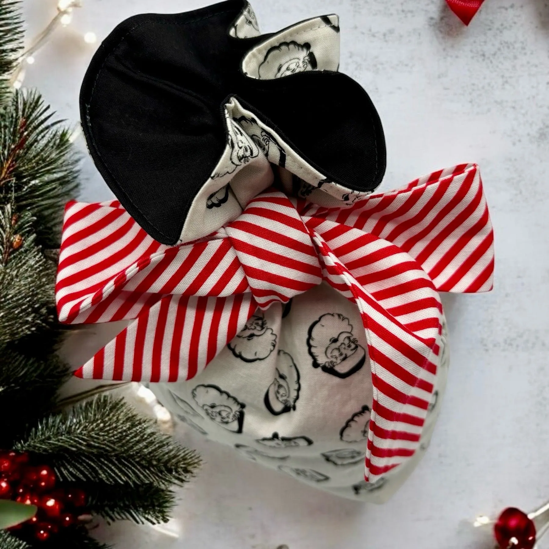 Little Something Gift Bag - Santas Black on White