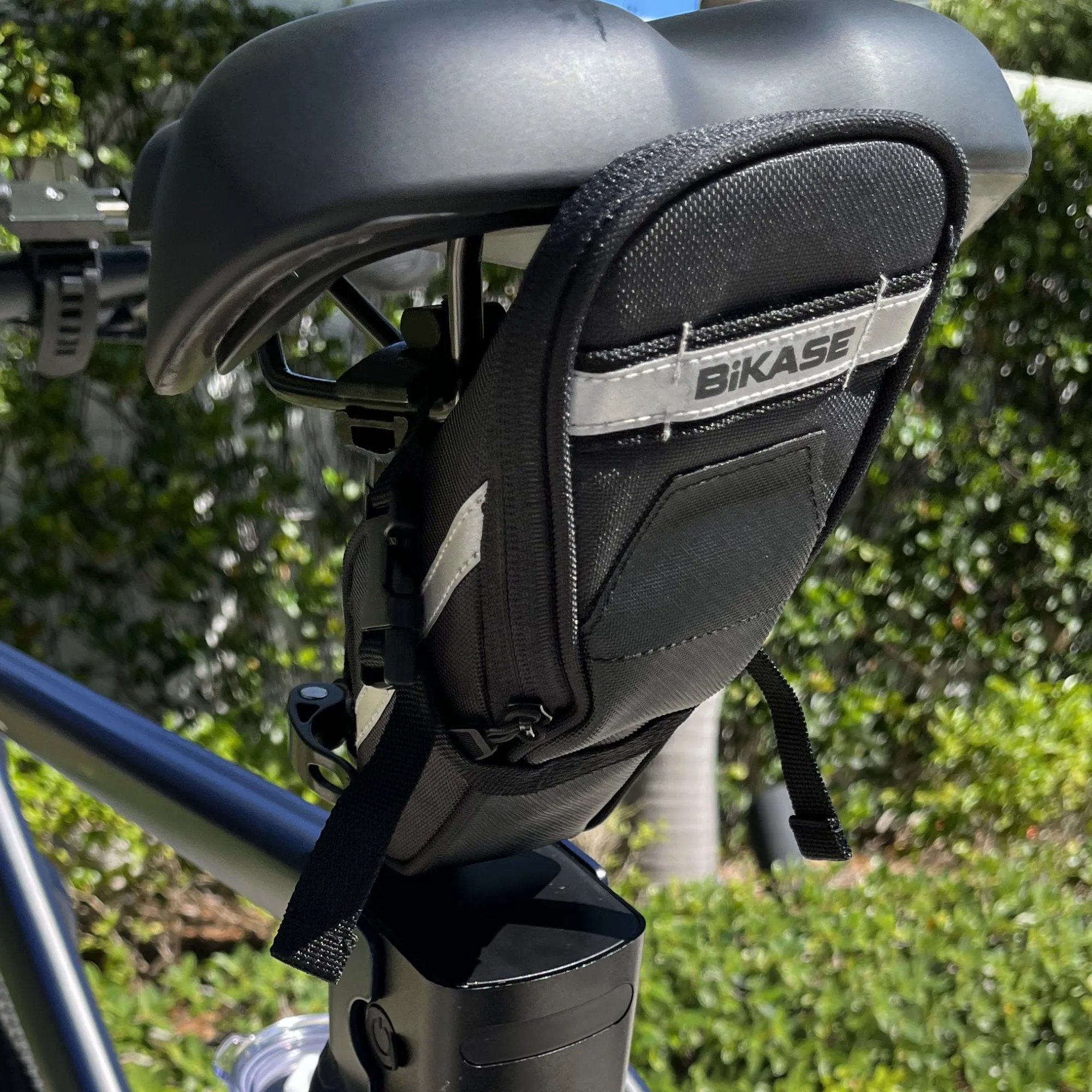 Momentum Seat Bag