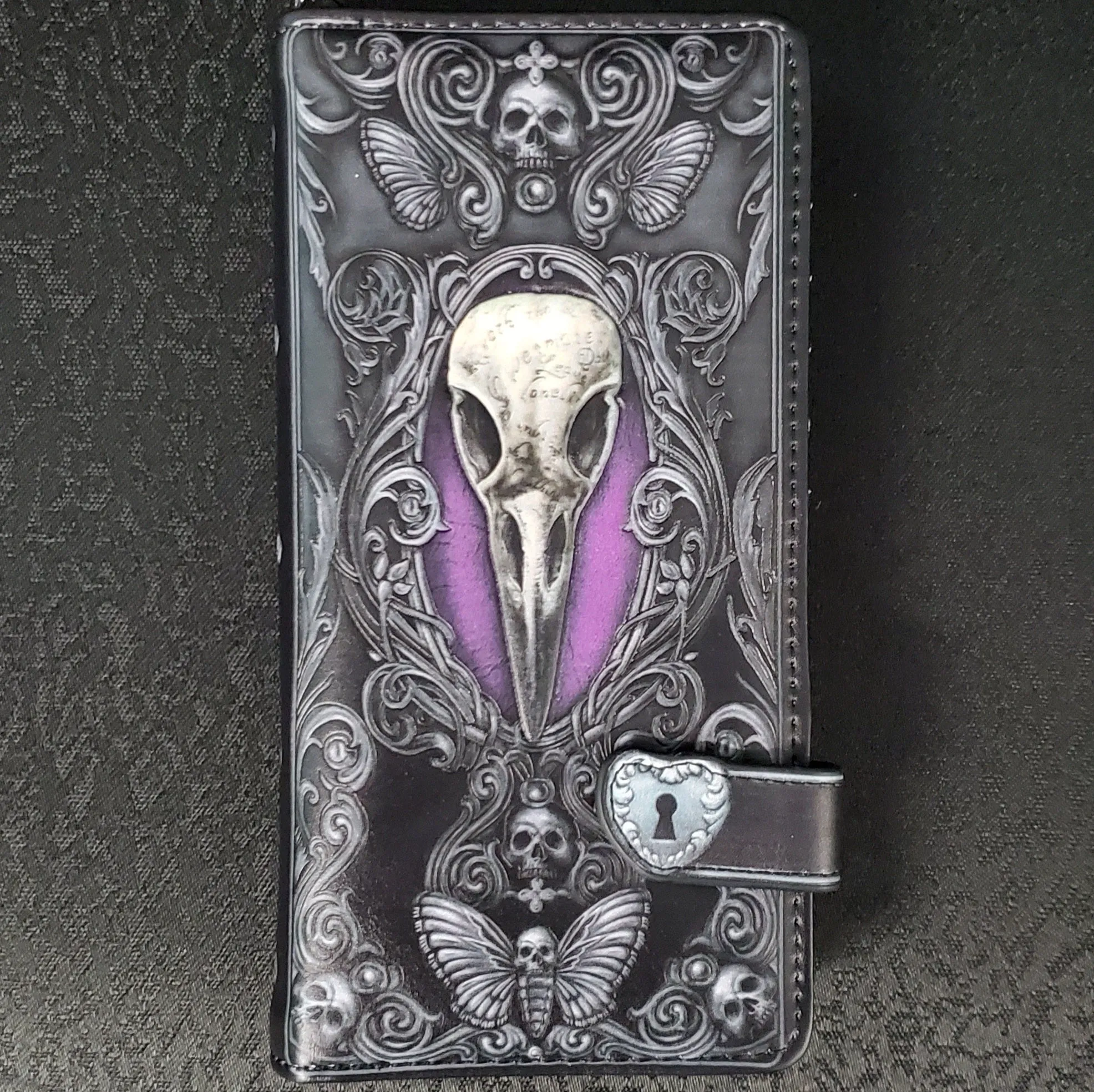 Poe Raven Skull Wallet