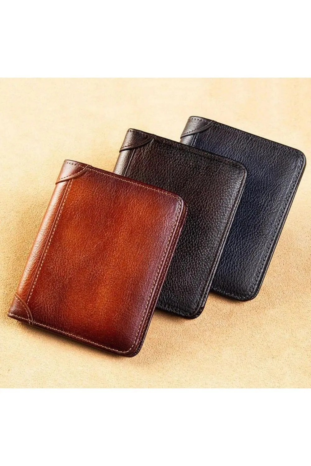 Timeless Leather Wallet for Men - A Must-Have Accessory