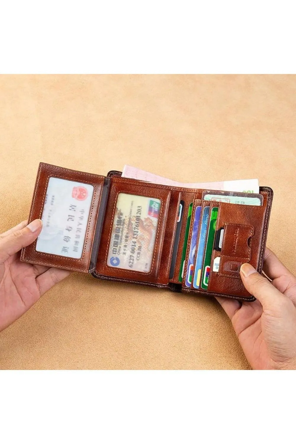 Timeless Leather Wallet for Men - A Must-Have Accessory